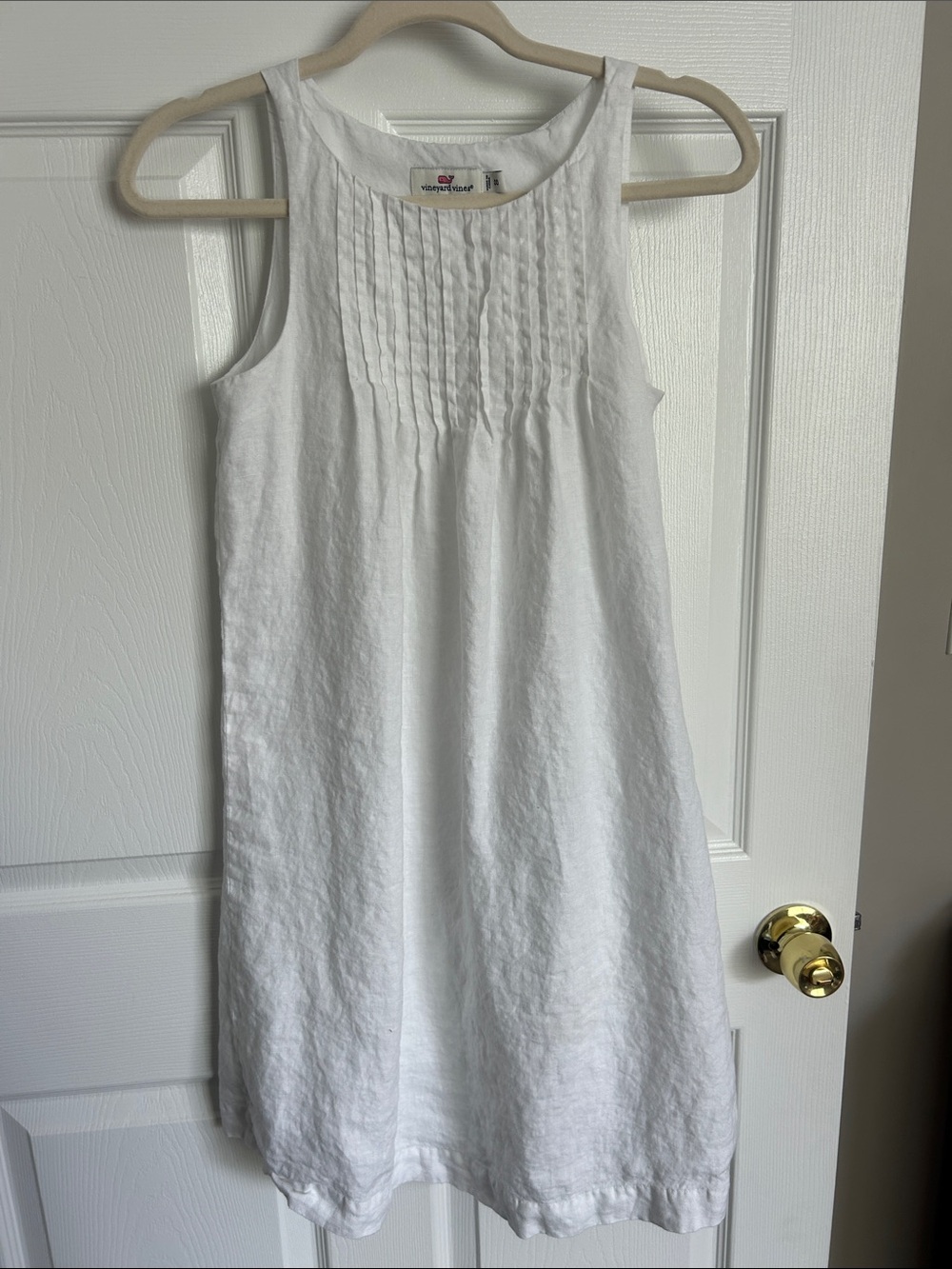 Vineyard Vines Sleeveless White Pintuck Dress
